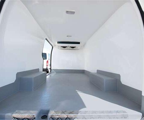 爲什(shi)麽冷藏車車(che)廂對車廂闆(pan)材質要求比(bǐ)一般車廂高(gao)