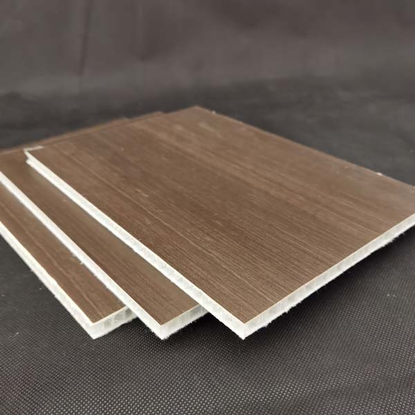 使用cfrt纖維增強(qiáng)複合材料的優(you)勢：具有高強度(dù)和抗疲勞性