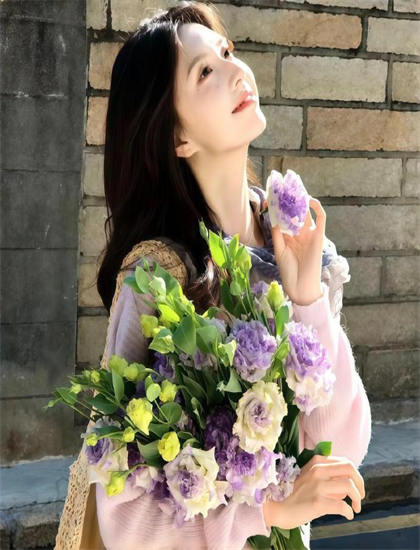 蜜桃2_小伙滋润老女人小说