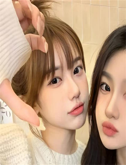 國內精品美女視頻免費直播_美女藝術網